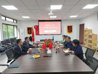 中外校企合作、推进教学改革  ...